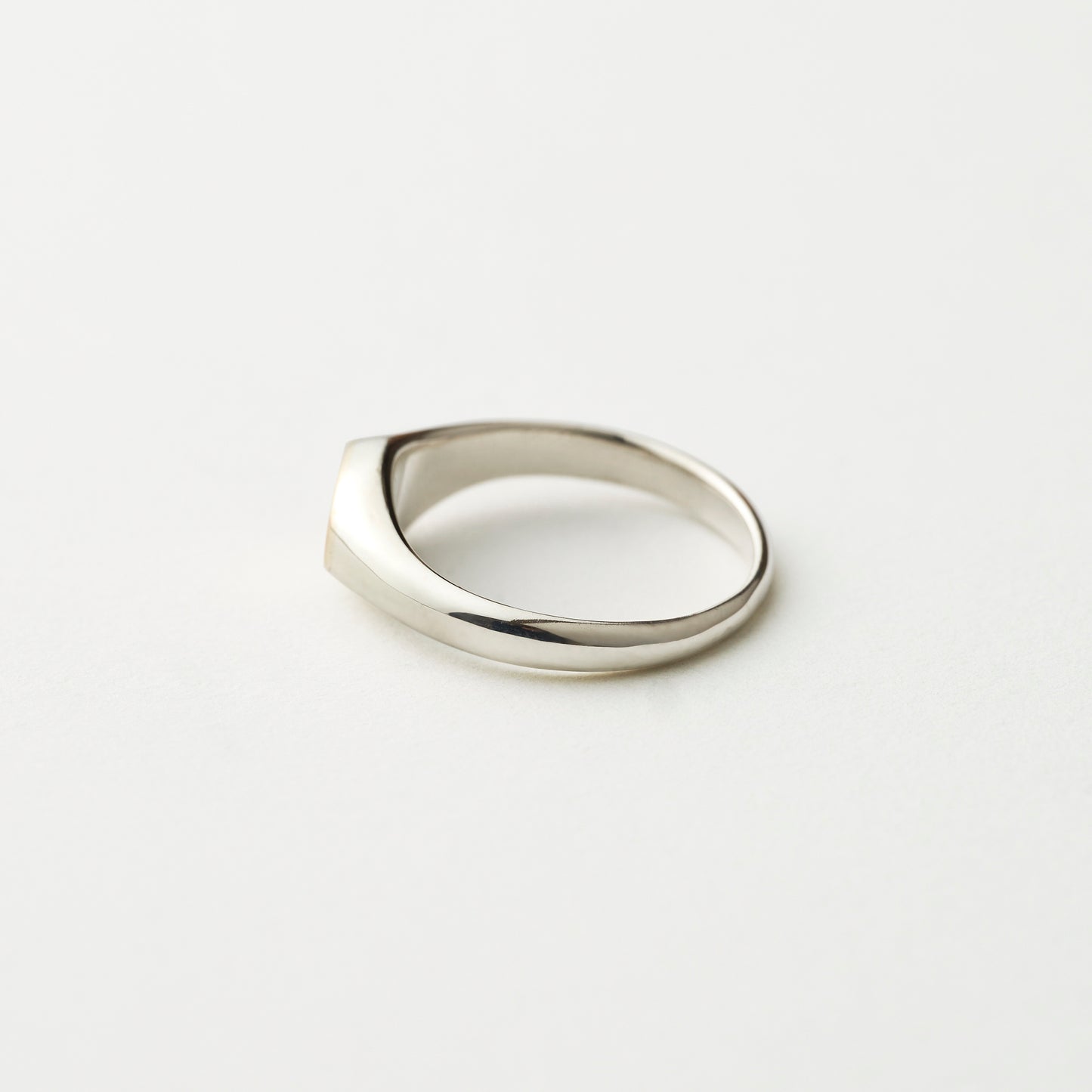 SILVER&18K ELLIPSE SIGNET RING