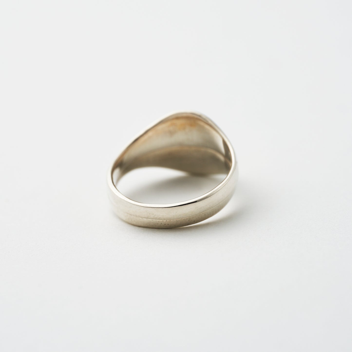 SIGNET BREAK RING SILVER&9K(S)