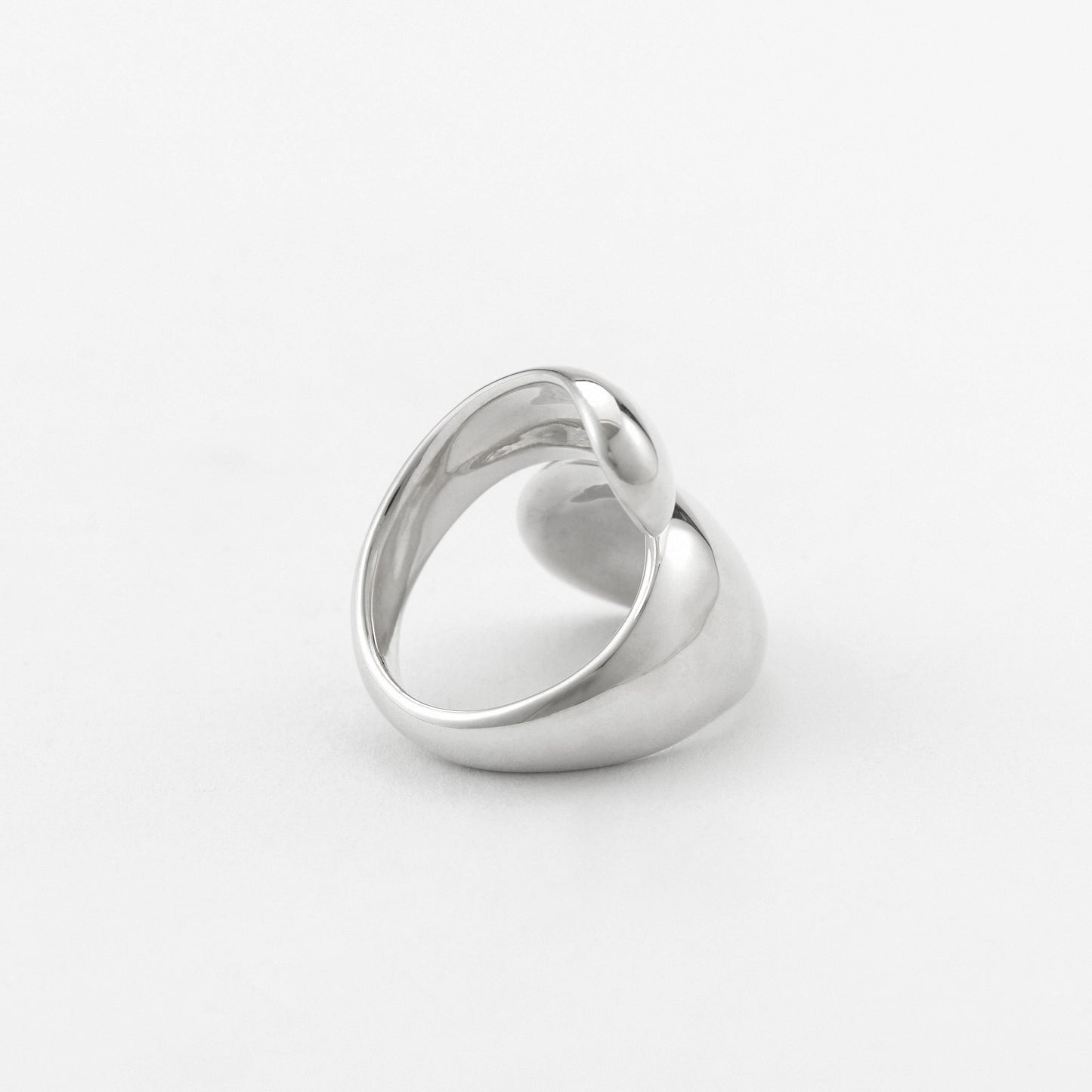 ETERNAL FLOW RING