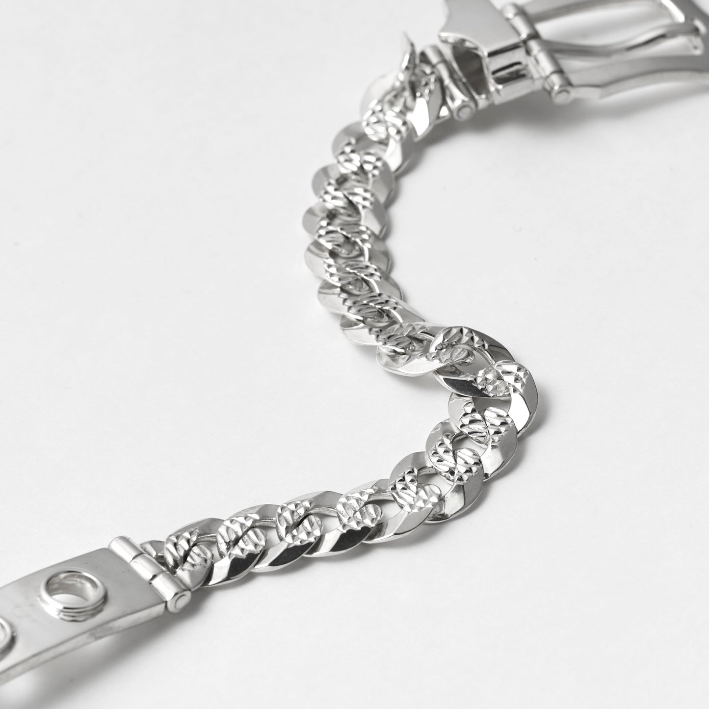 NEW CURB CHAIN VICTORIAN BUCKLE BRACELET (L)