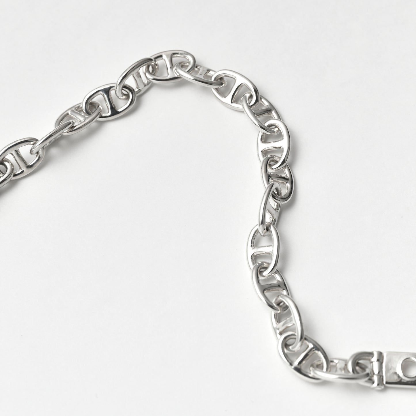 ANCHOR CHAIN HORSE SHOE BUCKLE BRACELET