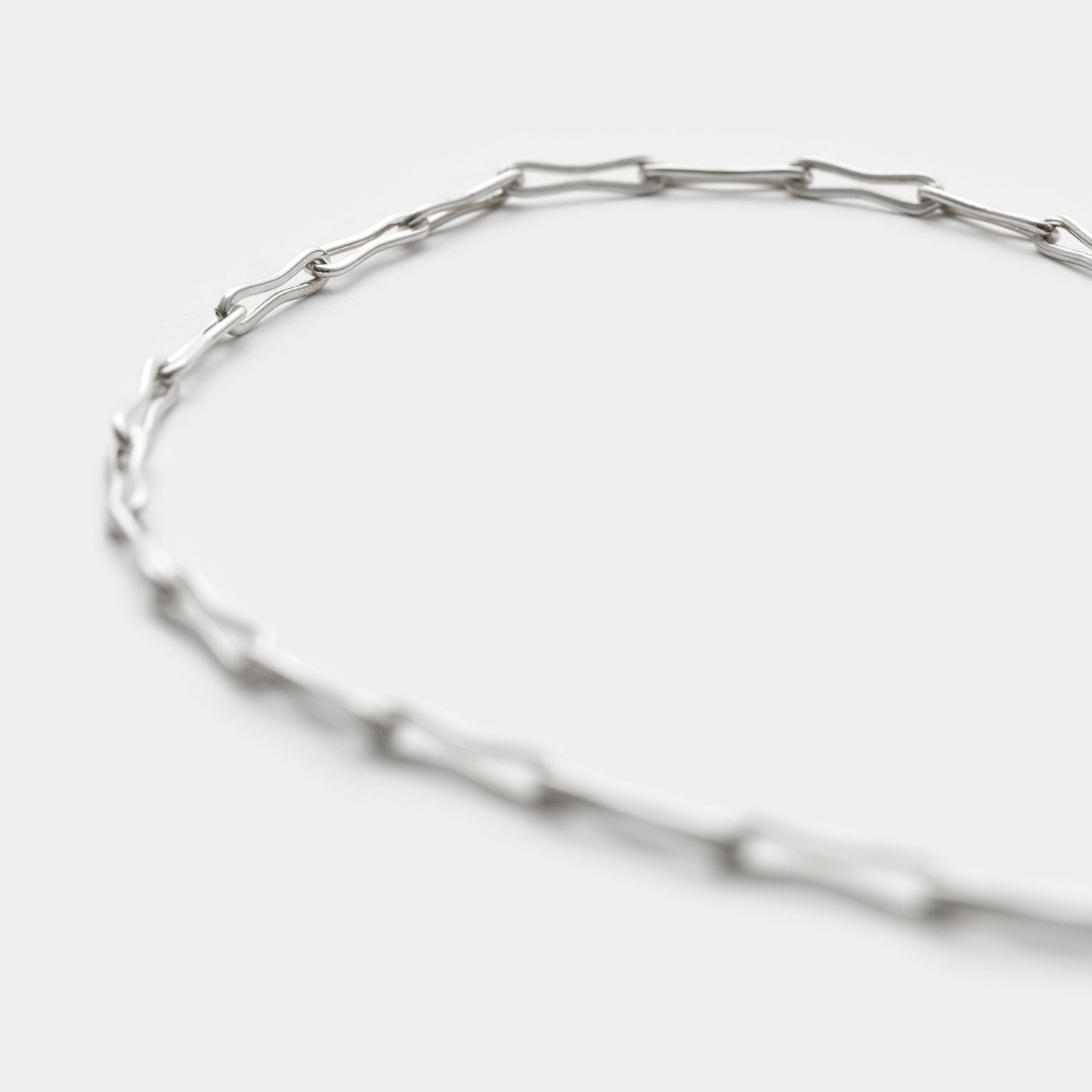 PRESSED LINK CHAIN NECKLACE(S)/ANCHOR SEAMLESS CRASP