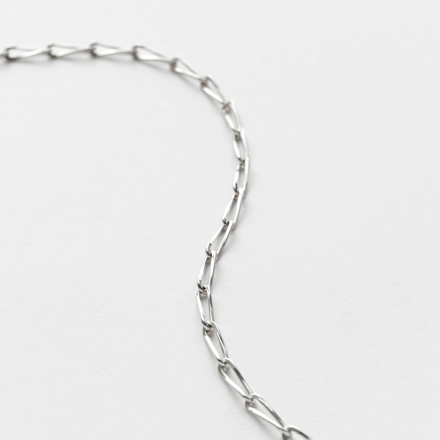 PC TWIST CHAIN NECKLACE/ANCHOR SEAMLESS CRASP