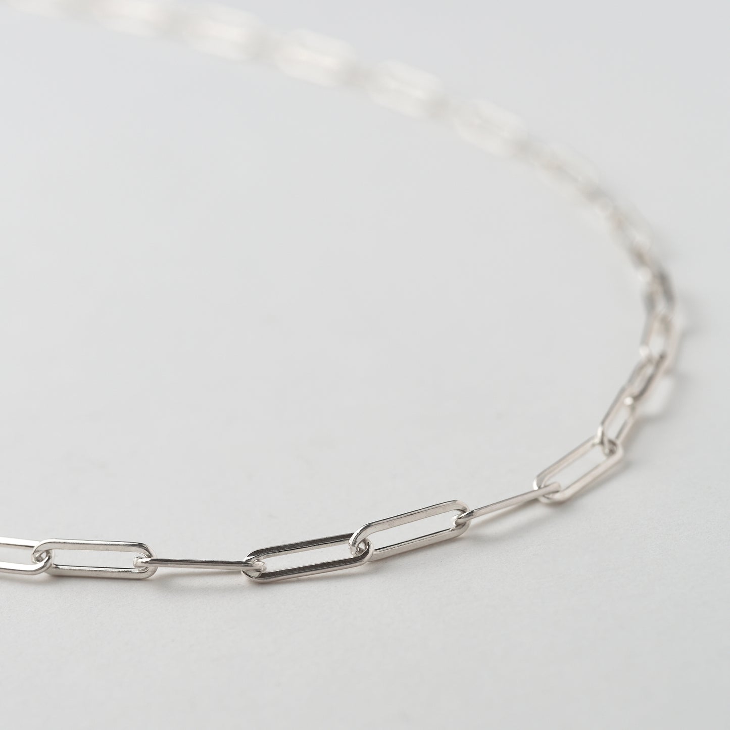 PC CHAIN NECKLACE