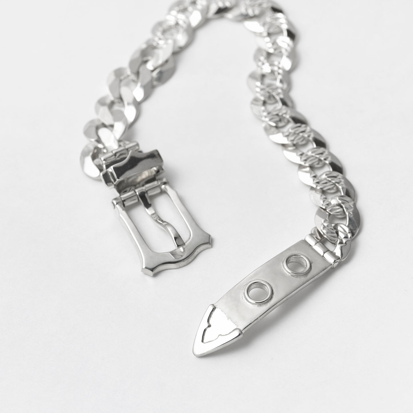 NEW CURB CHAIN VICTORIAN BUCKLE BRACELET (M)