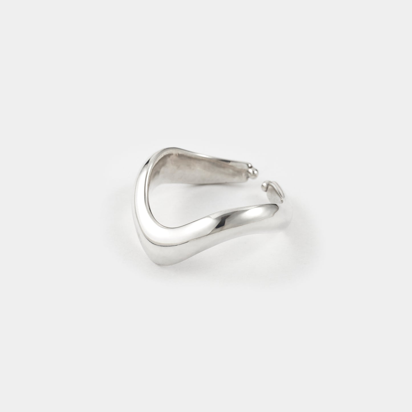 ETERNAL V RING