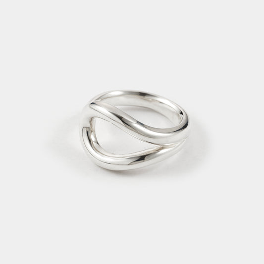 ETERNAL LOOP RING