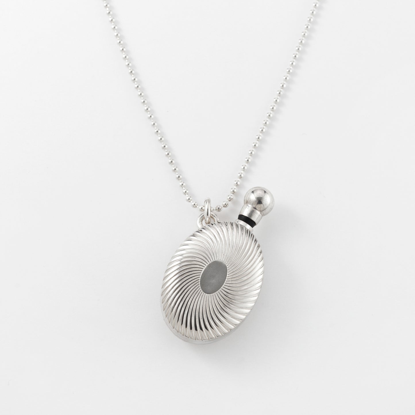 VICTORIAN OVAL PERFUME BOTTLE NECKLACE