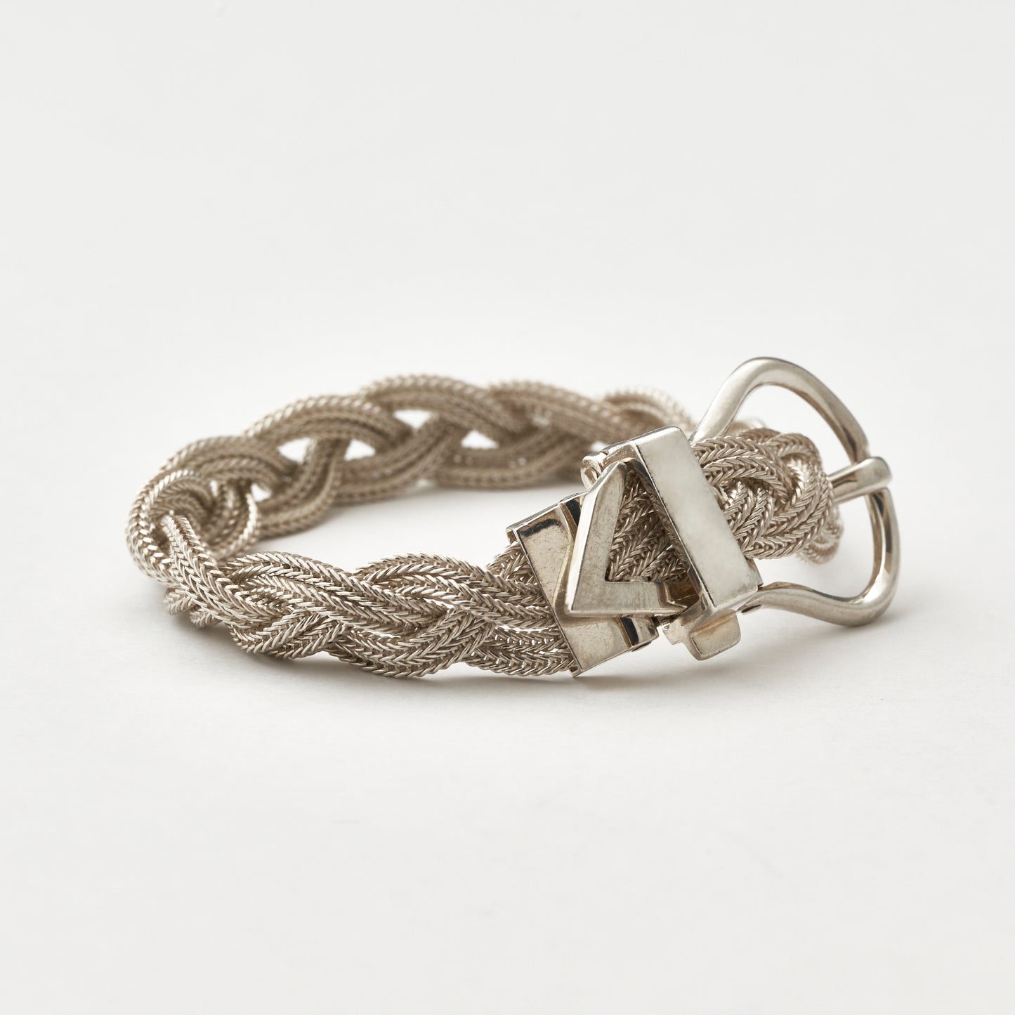 BUCKLE BRACE(HORSE SHOE BUCKLE)/SMALL