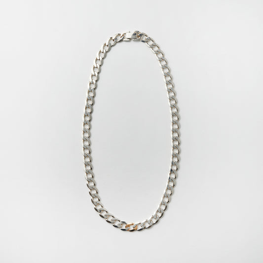 LARGE LIGHT CURB CHAIN NECKLACE(1 GOLD LINK)